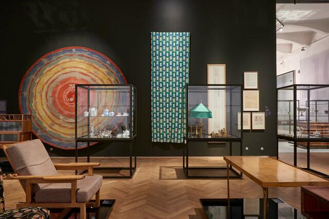 Ansicht der Schau "Josef Hoffmann. Fortschritt durch Schönheit" im MAK. | Foto: MAK/Georg Mayer