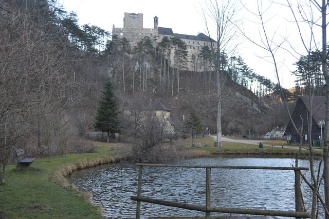 Naturparkzentrum und Schloss Stixenstein