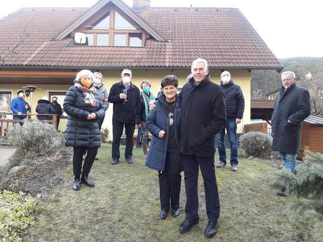 Gratulation im Garten
