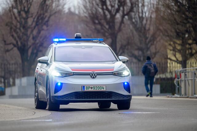 Tatütataa, die Polizei ist für weiter zehn Jahre mit Audi, Skoda, VW und Seat da.