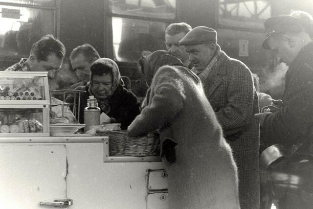 Hochbetrieb am Bahnsteig in den 60-iger Jahren | Foto: Privatarchiv Engelbert Pickl