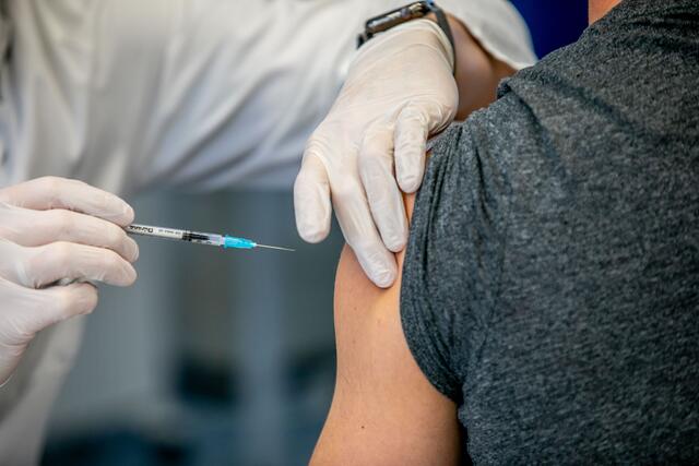 Der Impfbus hält am Samstag, 15. Jänner, in Floridsdorf. | Foto: SALK/Doris Wild