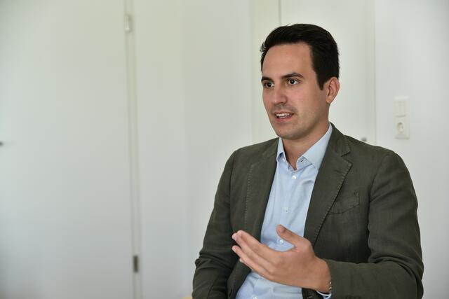 Aus dem Büro von Neos-Vizebürgermeister Christoph Wiederkehr (Bild) heißt es, dass an Wiens Schulen keine Durchseuchung angestrebt wird.
