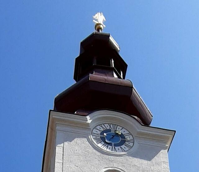 Die Pfarrkirche in Kirchberg ist wohl die einzige ihrer Art, wo es dreizehn schlägt.