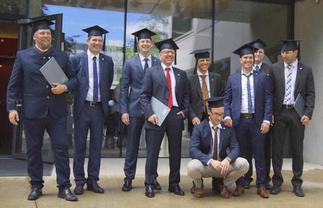 Absolventen des MBA Automotive Mangement | Foto: FH Kufstein Tirol