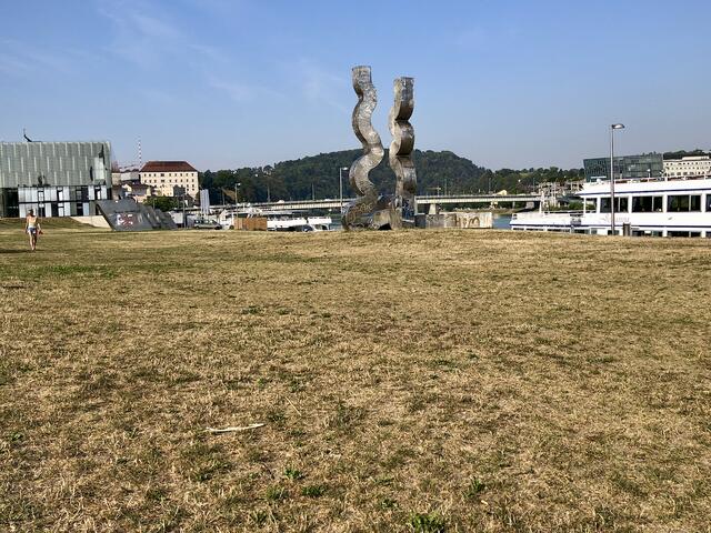 Die Hitze setzt Linz im Sommer zu – hier ein Bild von der Donaulände aus dem August 2018. | Foto: Baumgartner/BRS