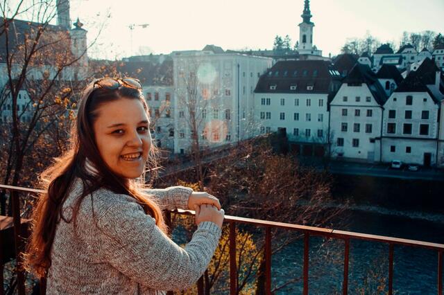 Victoria Gschwandtner studiert Wirtschaft am FH OÖ Campus Steyr und ist eine der Steyrer Studierenden, die immer mittwochs Studieninteressenten online beraten. | Foto: FH OOE