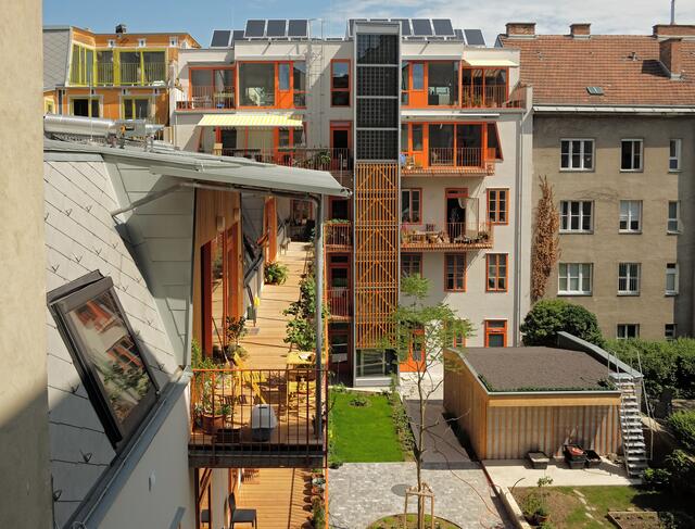 Das Wohnprojekt "Smart Block Geblergasse" wurde mit einem Preis des Klimaschutzministeriums ausgezeichnet.  | Foto: Lisi Zeininger