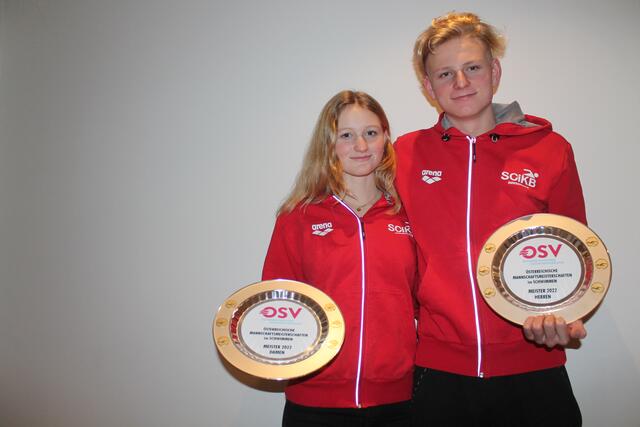 Maria und Emanuel Eder freuen sich über den Erfolg bei den Österreichischen Meisterschaften in der Allgemeinen Klasse. | Foto: ZVG