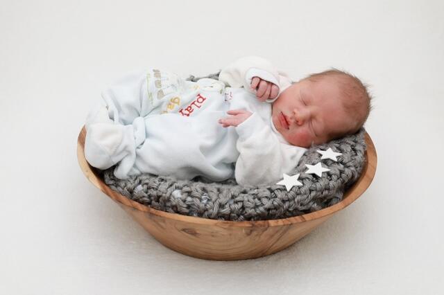 Adil
Geburt: 11. Jänner 2022
51 cm, 3.620 g
Enisa und Velid Sivac aus Wagna | Foto: Baby Smile