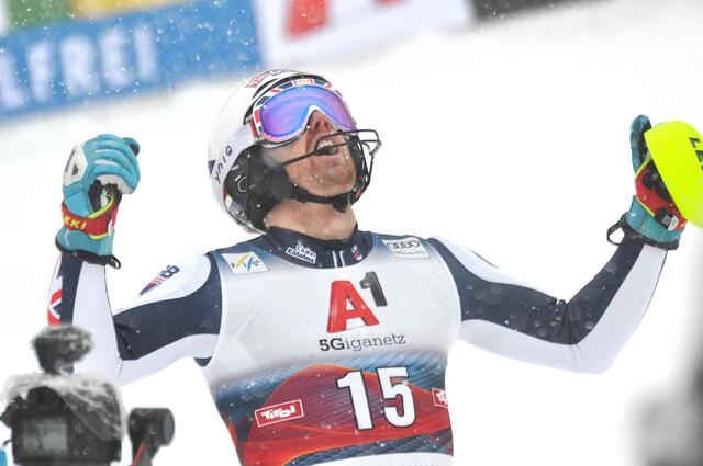 Jubel beim Briten Dave Ryding über den Sieg am Ganslern. | Foto: Kogler