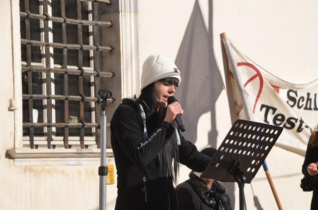 Jasmin Malle wetterte gegen die "Lügenpresse"