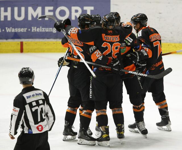 99ers wollen auch gegen Innsbruck wieder jubeln. | Foto: 99ers/Krainbucher