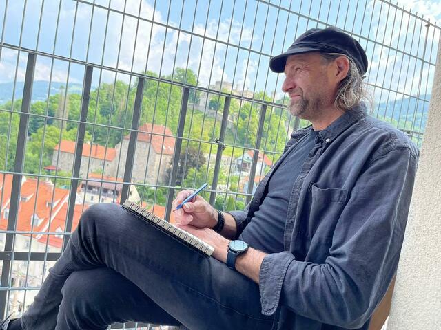 Heimo Luxbacher (56) wollte seit seiner Kindheit Künstler werden. | Foto: Privat