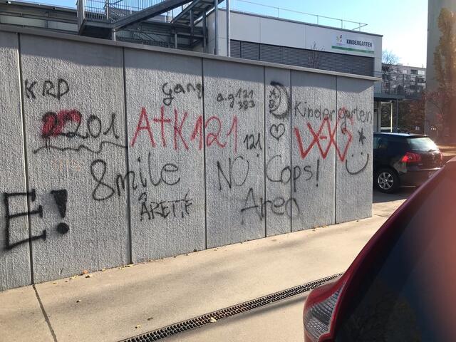 Die Wand des Anstoßes: Lange wurde um die Entfernung der Graffiti gekämpft. | Foto: Privat