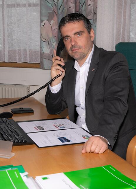 Der Leiter der WKO-Bezirksstelle Liezen, Christian Hollinger, blickt positiv in die Zukunft. | Foto: Foto Steinfisch