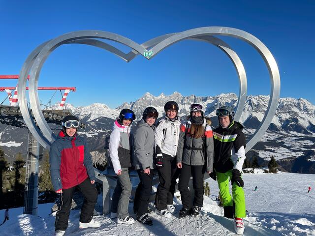 Herzlich, sportlich und genüsslich: Auf der Reiteralm wird Abwechslung großgeschrieben. | Foto: Hollinger