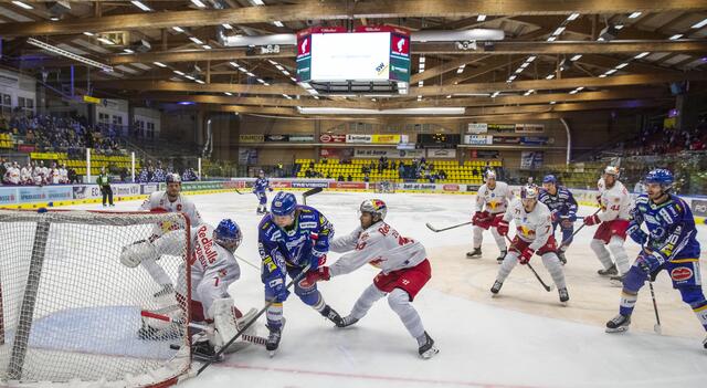 Am Ende müssen sich die Villacher mit 2:4 geschlagen geben | Foto: GEPA
