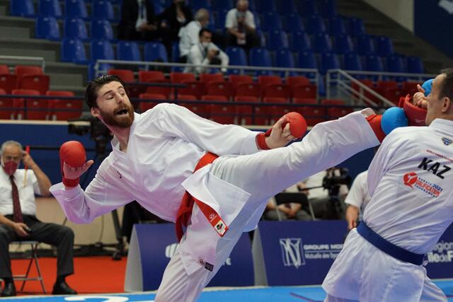 Luca Rettenbacher hat bei seinem Ausflug in die Klasse -84 Kilogramm am Sonntag den 30. Jänner 2022 die Chance auf Bronze. | Foto: Martin Kremser/Karate Austria