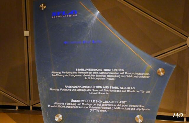 Kunsthaus Graz, Blaue Blase, Plexiglas, Stahlunterkonstruktion Skin