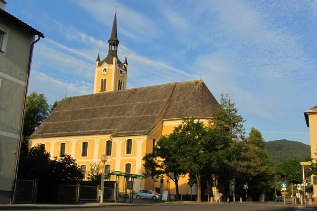 Die Stadpfarrkirche in Deutschlandsberg, eine Allerheiligenkirche, ist umfassend saniert worden. Die Altarweihe findet am 6. Februar mit Diözesanbischof Wilhelm Krautwaschl statt. | Foto: Stadtgemeinde