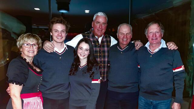 Prominenten Neuaufnahmen: Wilma Himmelfreundpointner, Julian Waldner mit Lebensgefährtin, Josef Chodakowsky, Franz Weber und Franz Klammer (v.l.). | Foto: © TVB St. Anton am Arlberg
