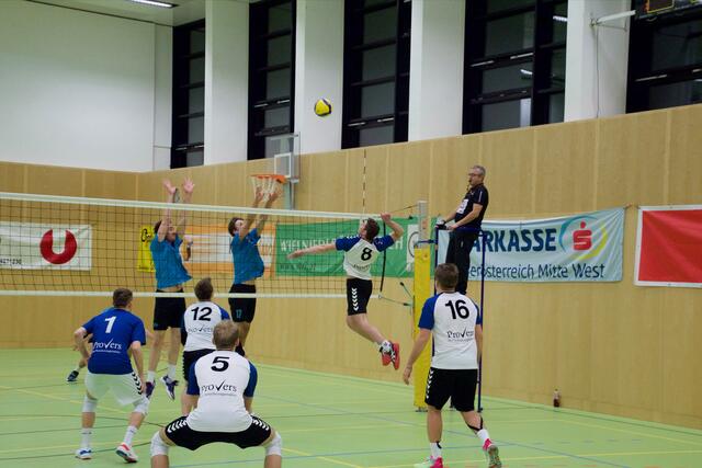 Waidhofens Volleyballer Im Spitzenspiel beim Tabellendritten USP St. Pölten | Foto: UVC WY