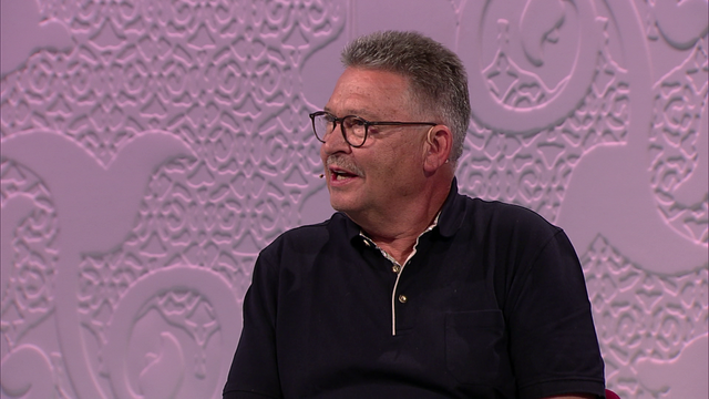 Karl Lenz erzählt etwa von alter Handwerkskunst.  | Foto: Karl Lenz 
