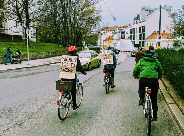 Eine große Raddemo führt am Freitag, 4. Februar, vom Alsergrund über Döbling bis zum Burgtheater | Foto: Radeln for Future