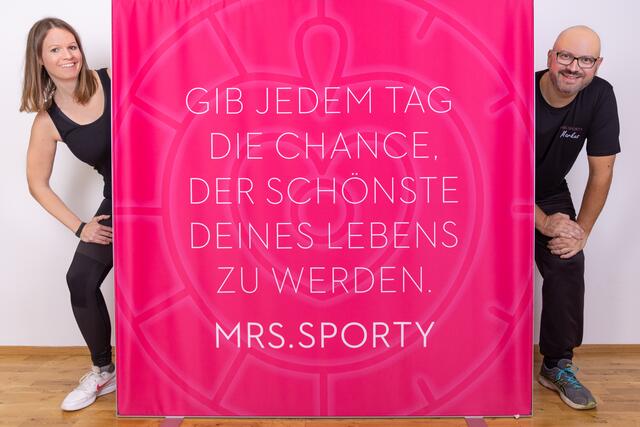Daniela und Markus Weiland haben den Mrs.Sporty Club in der Bahnstraße 52 übernommen.  | Foto: Mrs.Sporty Club