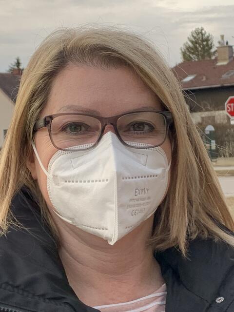 Elvira Omerbasic, Traiskirchen
Die Bauern kriegen sicher nicht mehr. Stark verteuert hat sich der Transport und auch die Konzerne wollen besser verdienen.