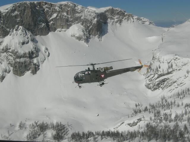 Erkundigungen aus der Luft und Lawinensprengungen sind auf der Planneralm geplant. | Foto: Schweiger
