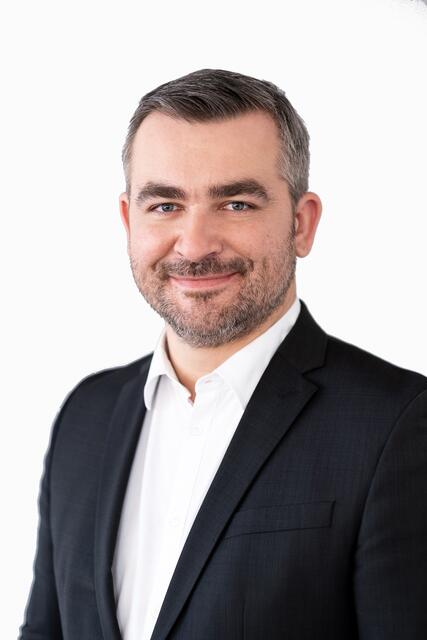 Sportlandesrat Dorner nennt neben der sportlichen Notwendigkeit des Schwimmens auch den touristischen Faktor des Hallenbades. | Foto: Manfred Weis