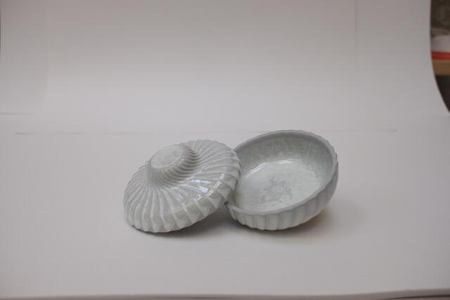 Diese Zuckerdose entsteht aus der Gipsform. | Foto: Yvonne Rausch