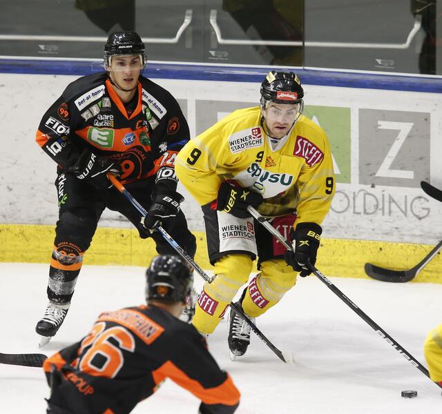 99ers-Kapitän Daniel Oberkofler (l.) war bereits Meister mit Linz sowie Teilnehmer bei Weltmeisterschaften und Olympia. | Foto: 99ers/Krainbucher