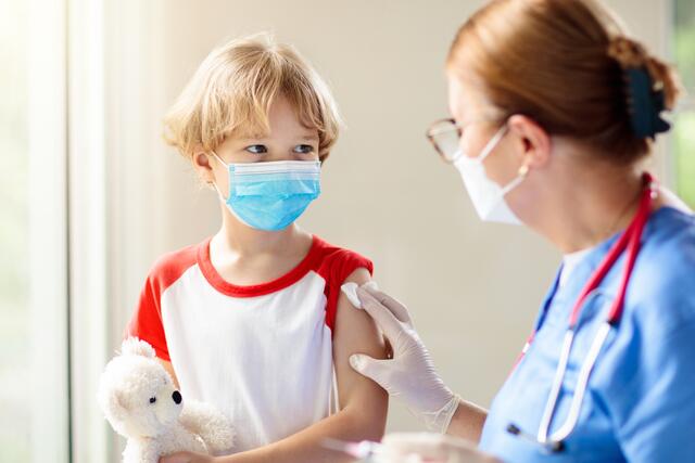 In Wien werden Kinder ab fünf Jahren mit BioNTech geimpft.  | Foto: famveldman - stock.adobe.com