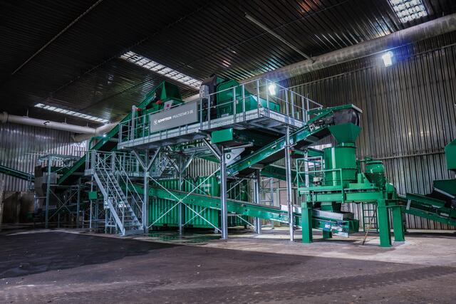 Auch die Maschinen tragen das neue Logo. | Foto: Komptech GmbH