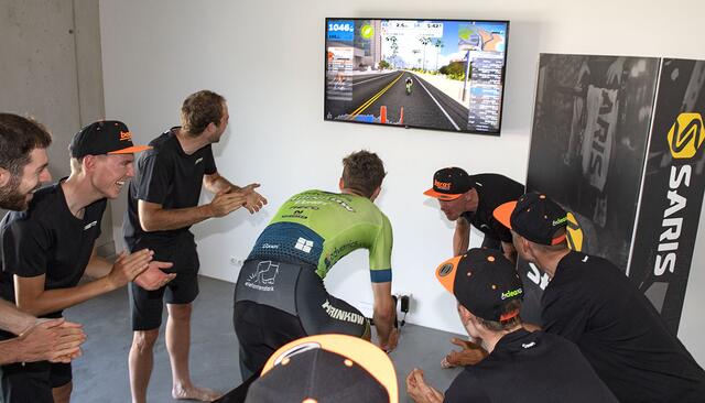 Am 26. Februar fällt der Startschuss zu den UCI Wettkämpfen im digitalen Radsport. Für Österreich steht unter anderem der Hrinkow Advarics Profi Rainer Kepplinger im Kader. Jonas Rapp darf sich über eine erneute Nominierung des BDR freuen.  | Foto: Eisenbauer