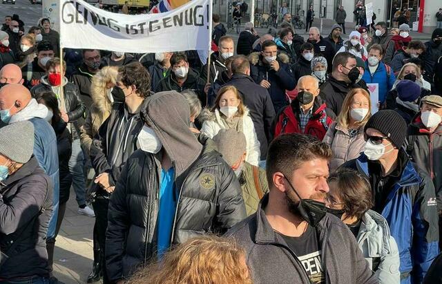 Am Heldenplatz findet am 11. Februar von 18 bis 22.30 eine Kundgebung von Corona-Gegnern statt. Die Polizei ist mit rund 1.000 Beamten in ganz Wien unterwegs. | Foto: privat (Symbolfoto)