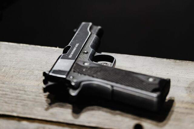 Nach der Festnahme durch die Cobra wurde beim Tatverdächtigen Alkohol im Blut nachgewiesen. (Symbolfoto) | Foto: Karolina Grabowska/Pexels