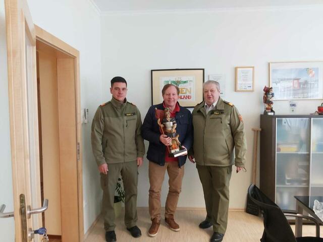 Gernot Gruber, Bgm. Matthias Weghofer, Adolf Binder | Foto: BFKDO-MA
