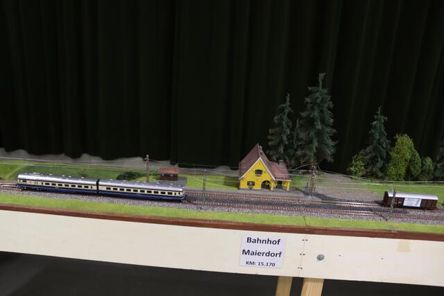 Die originalgetreue Miniaturansicht des Bahnhofes Maierdorf. | Foto: RegionalMedien