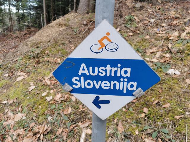 Auch Radwege führen mehrmals über die Grenze | Foto: derWaltl