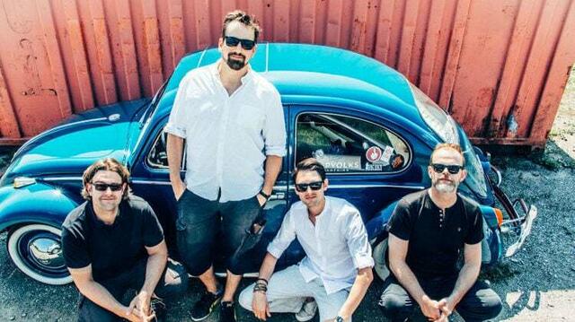 Mathias Pröschl, Gernot Kratzer, Jörg Arbesleitner und Johannes Winkler nehmen die Besucher:innen mit auf eine wilde Fahrt.  | Foto: © W. Posekany