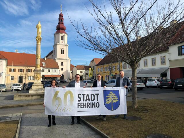 Laden alle Vereine zum Mitfeiern ein: Carina Kreiner, Marcus Gordisch, Franz Fartek und Johann Winkelmaier. | Foto: Stadtgemeinde Fehring