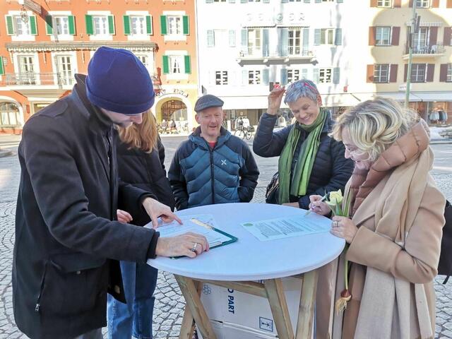 SPÖ-Bürgermeisterin Ursula Blanik unterstützt die Forderungen von Fridays For Future. | Foto: Fridays for Future Tirol