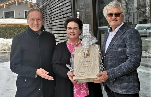 GR R. Jong, M. Hüttenberger, Bgm. G. Obermüller. | Foto: Spar