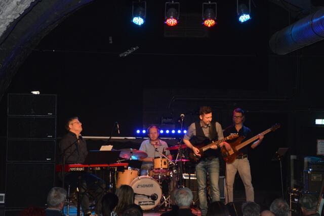 Mart's Music Clan in der Besetzung Martin Roth (guitar), Christian Stolz (drums), Martin Reitmann (bass) und Gunter Schuller (keys). | Foto: Pfister