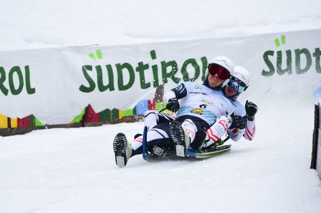 Tolles Ergebnis beim Weltcup in Mariazell: Das Rieder Duo Fabian und Simon Achenrainer musste sich nur Pigneter/Clara geschlagen geben. | Foto: ÖRV/Miriam Jennewein