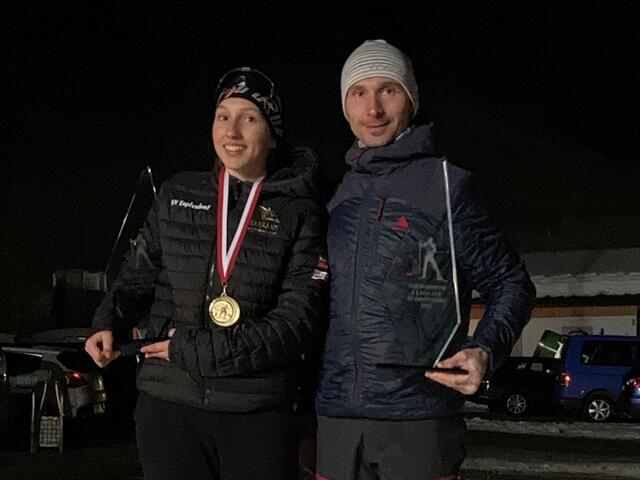 Die neuen Erpfendorfer Langlauf-Vereinsmeister Nele Aigner und Simon Danzl   | Foto: Michael Gerbl/SV Erpfendorf